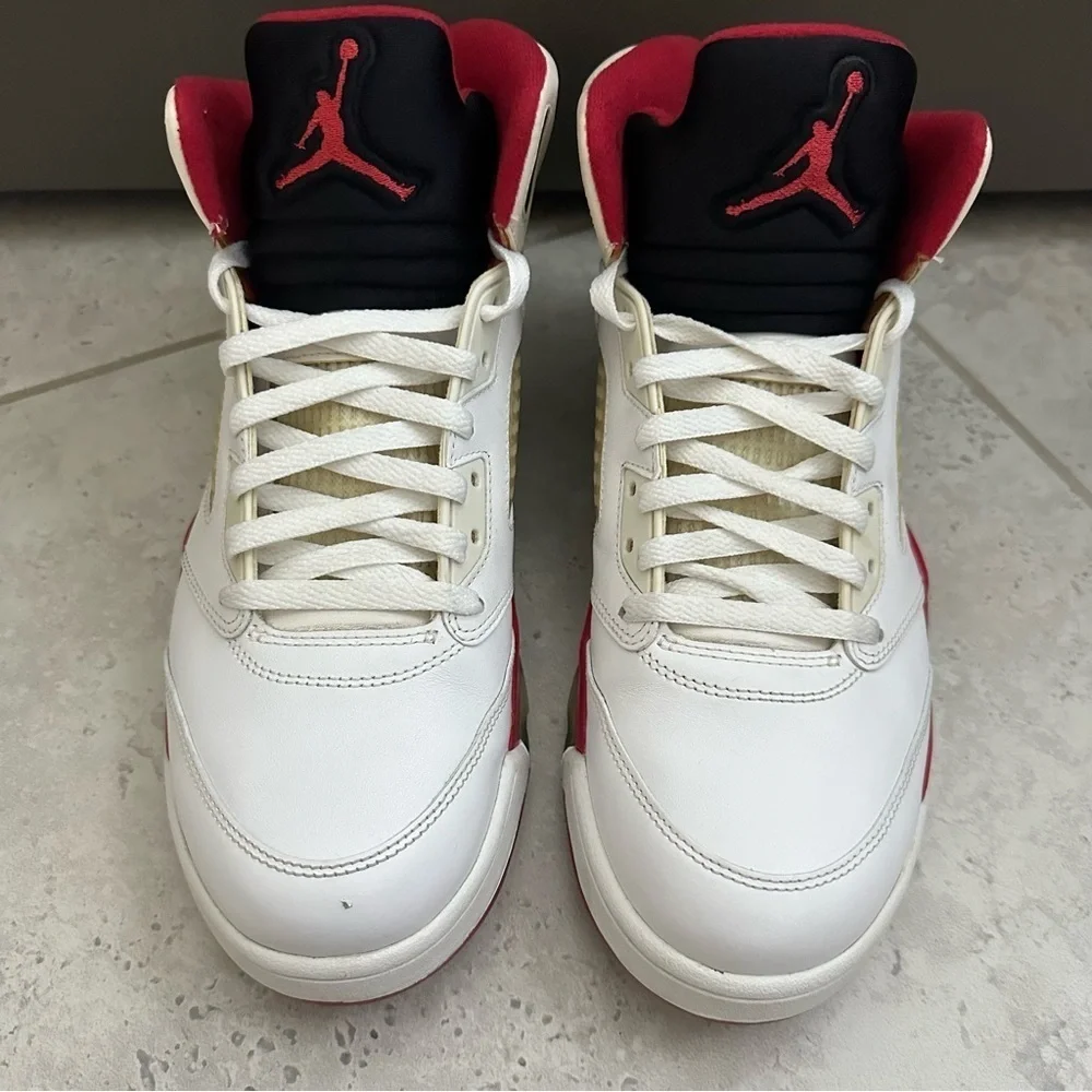 Jordan 5 Retro Sneaker Size 11 Men